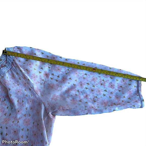 Hollister Sheer blouse - Picture 6 of 9